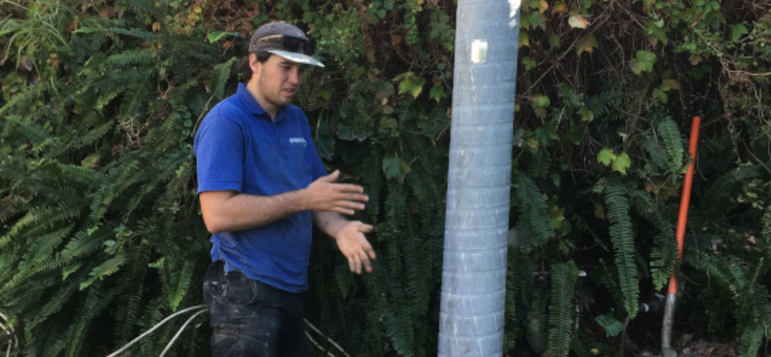 Titan-Pole-Installation-and-removal-of-rusted-steel-pole-–-Narrabeen